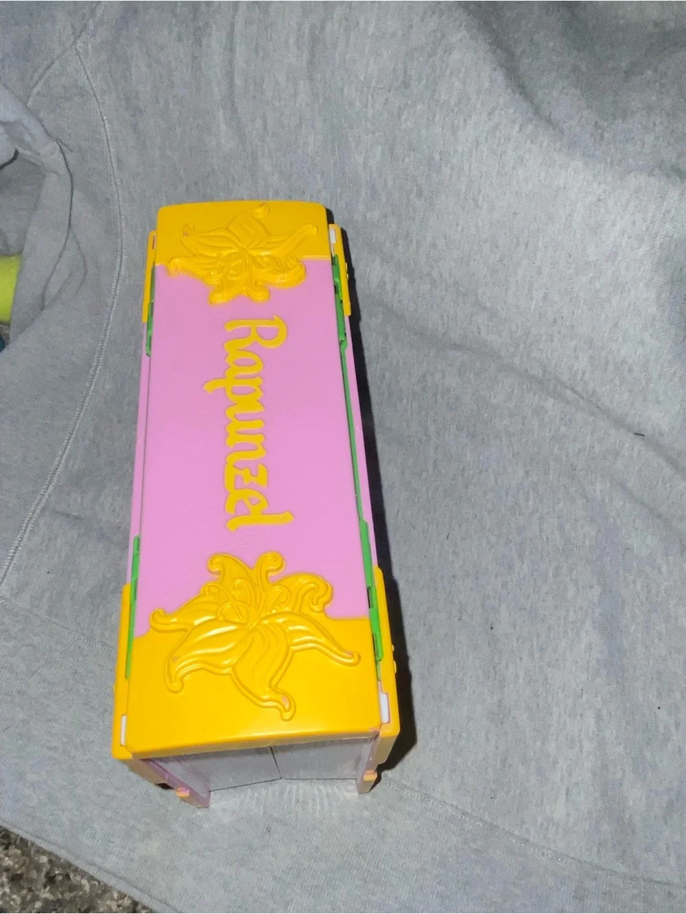 Disney park princes rapunzel storybook play set